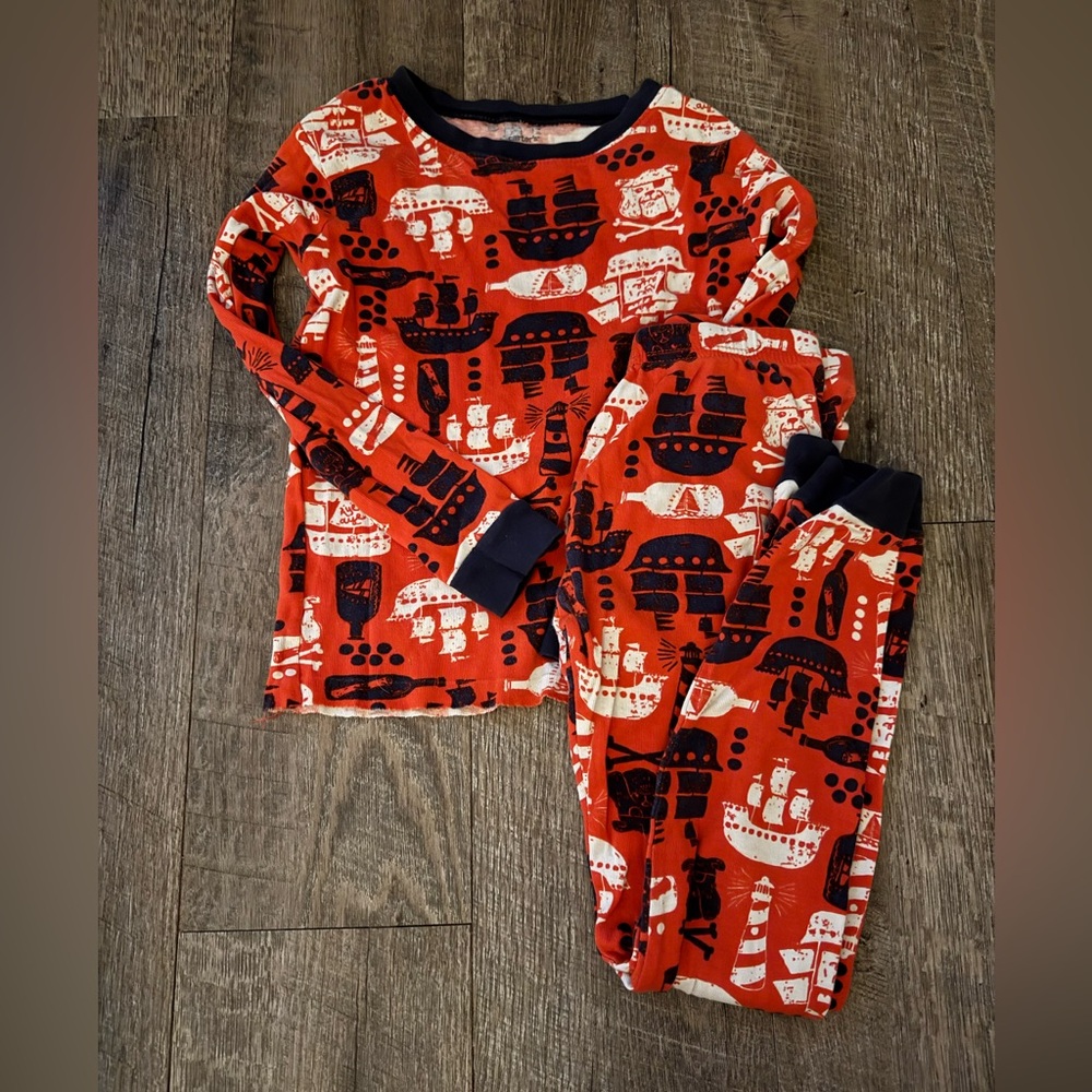 Carters 7t pajama set